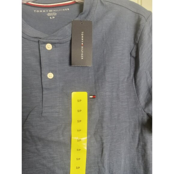 NWT Men’s Tommy Hilfiger Blue Crewneck T-Shirt Size Small – Classic Fit - Picture 11 of 12